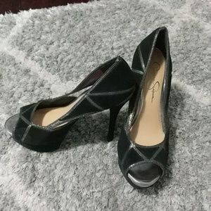 Jessicca Simpson peep toe pumps